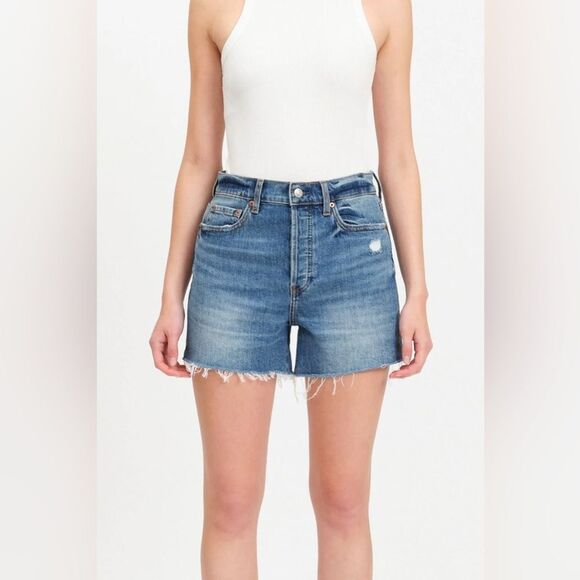 DAZE Pants - DAZE Denim Bottom Line High Rise Vintage Short in Medium Wash Size 28